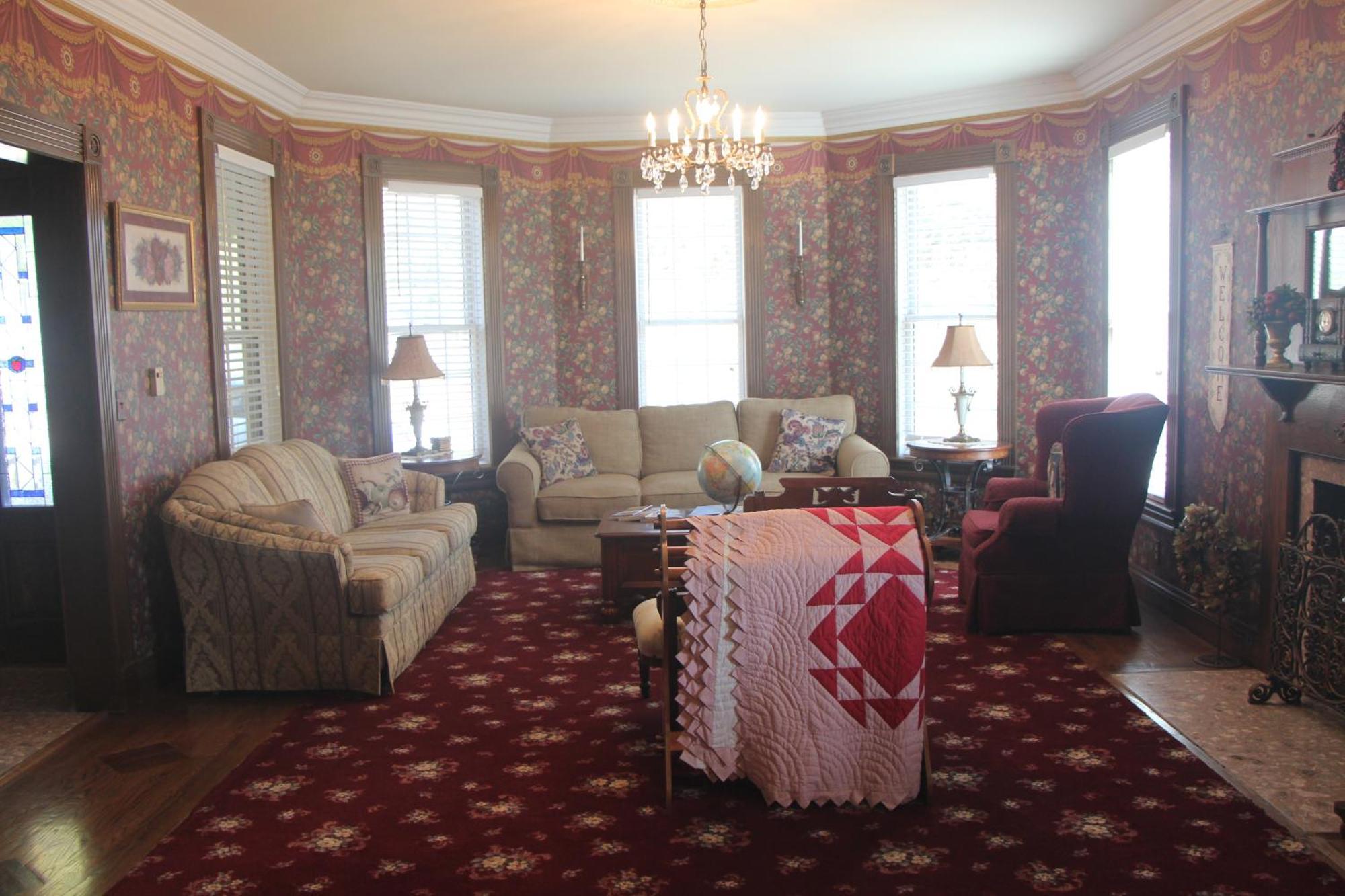 Apple Crest Inn Gentry Экстерьер фото