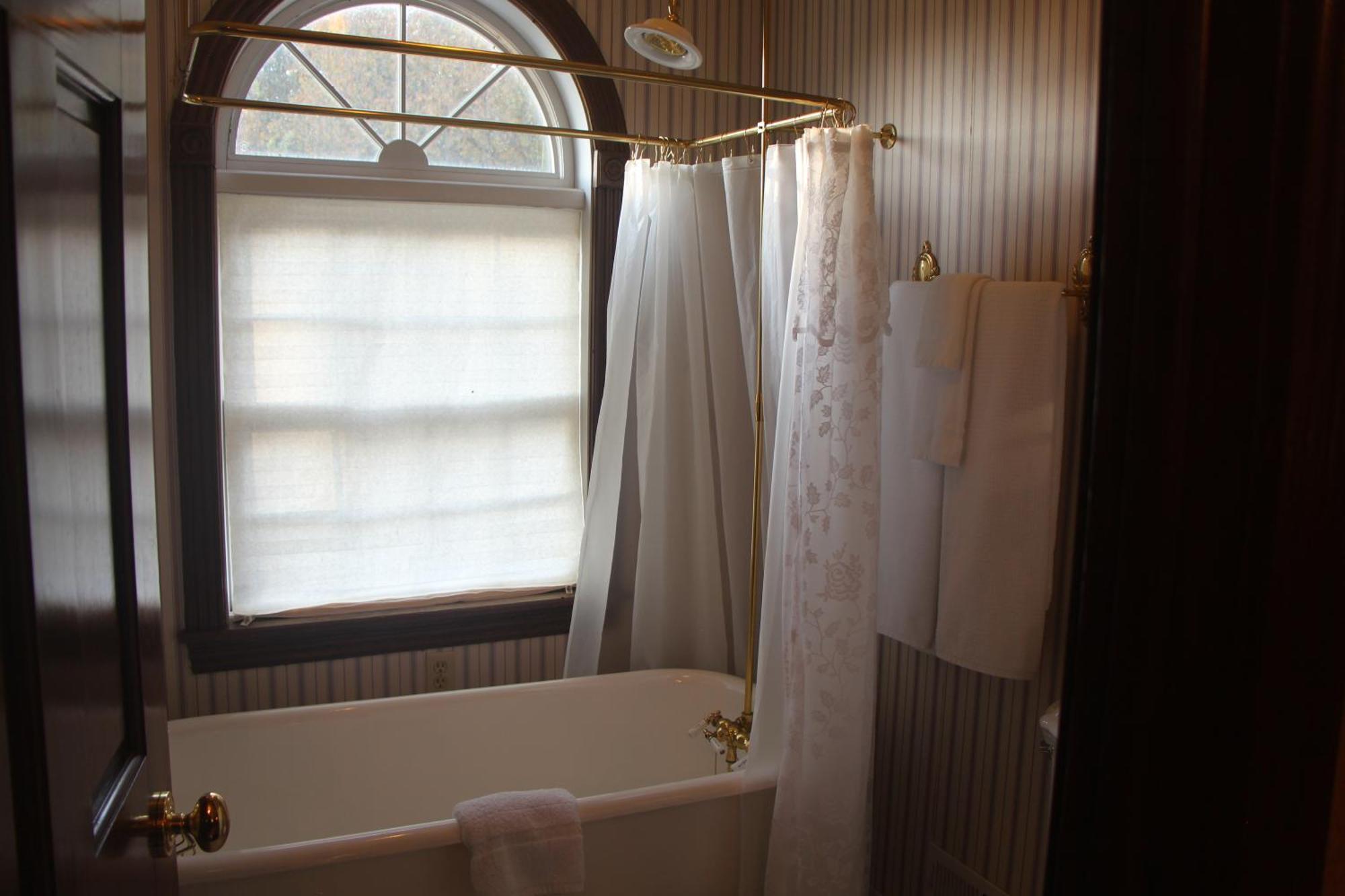 Apple Crest Inn Gentry Экстерьер фото